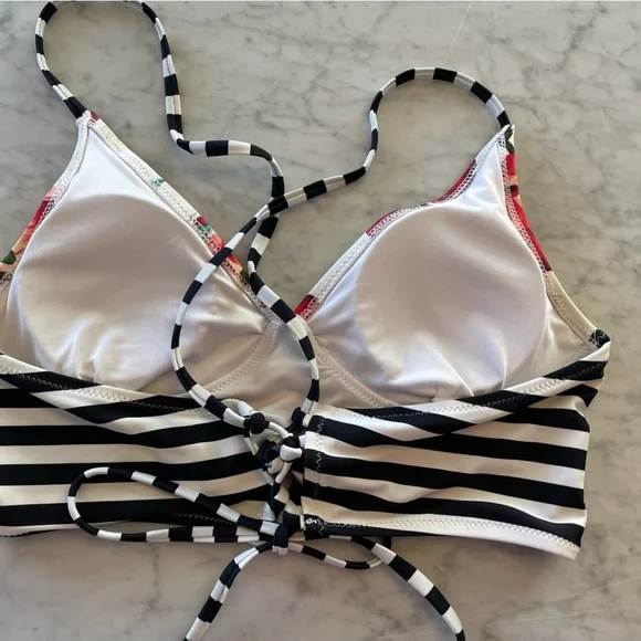 Cupshe Floral and Striped Bikini - Red and Black - Picture 7 of 8